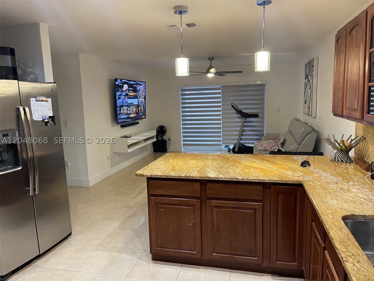 1440 Sw 118th Ave - Photo 4 of 24