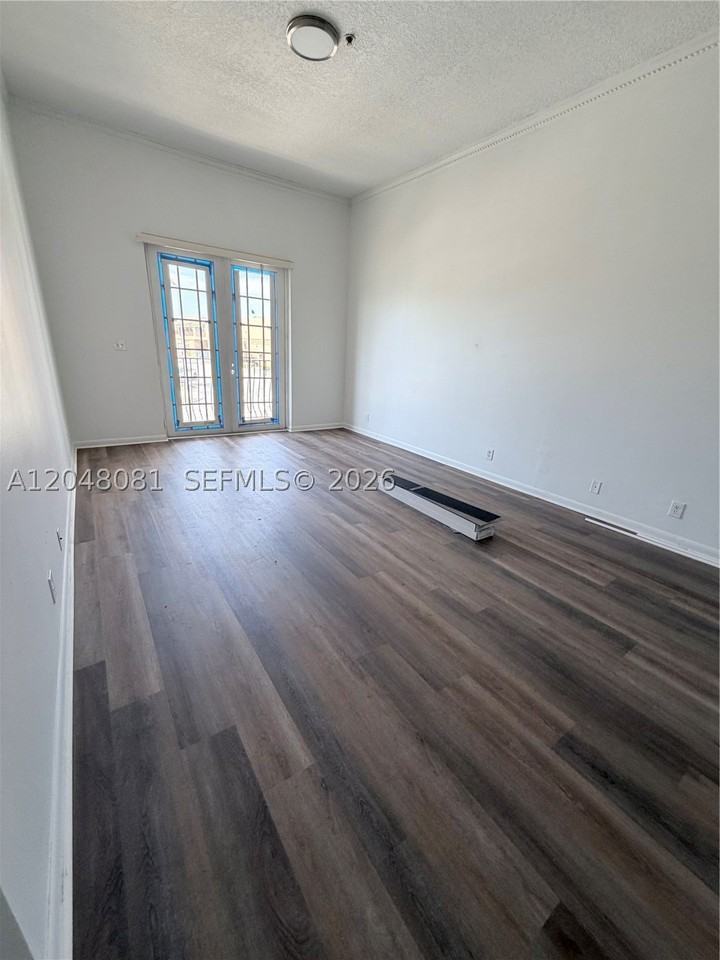 1657 Tyler St #207 - Photo 3 of 9