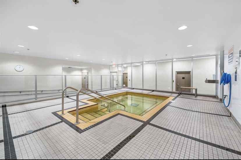233 Robson St - Photo 7 of 8