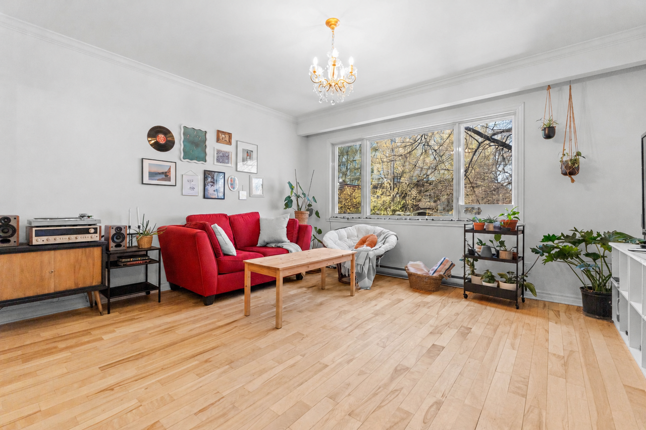 4603 Avenue Earnscliffe - Photo 3 of 15