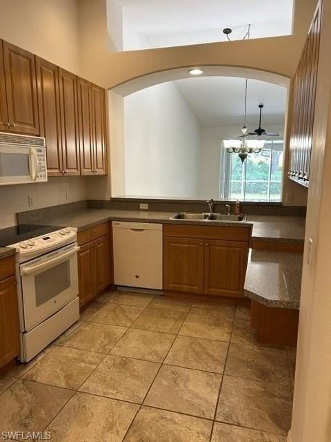 6156 Mandalay Cir #12 - Photo 3 of 15