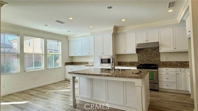 64 Sedgewick - Photo 2 of 8