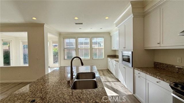 64 Sedgewick - Photo 4 of 8