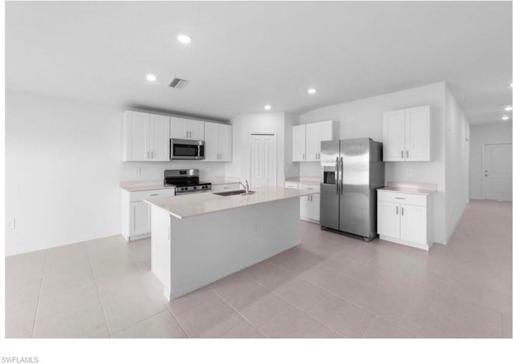 17260 Cantu Ct - Photo 2 of 8