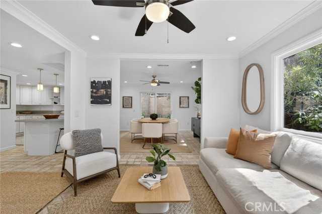 431 Nyes Pl - Photo 7 of 7