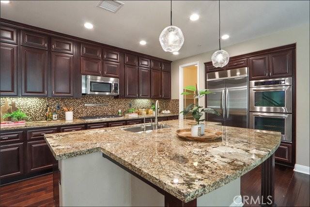 21 Rincon Way - Photo 4 of 8