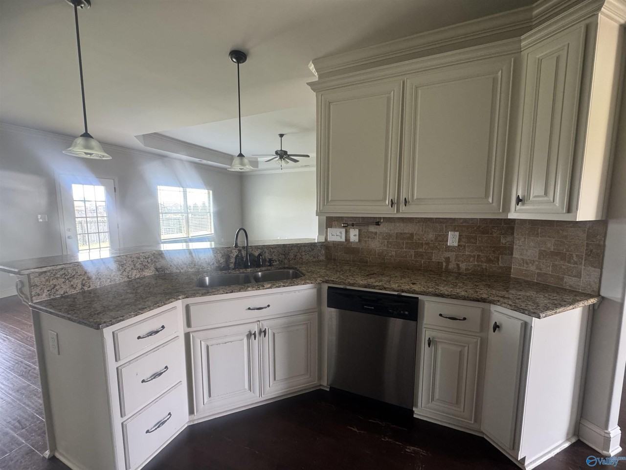 185 Jimmy Fisk Rd - Photo 6 of 21