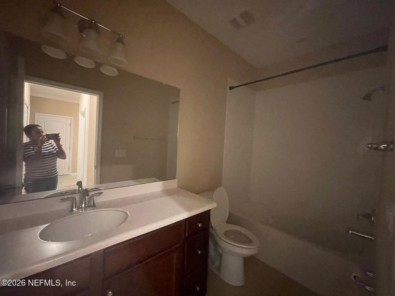 2618 Las Calinas Blvd - Photo 3 of 39