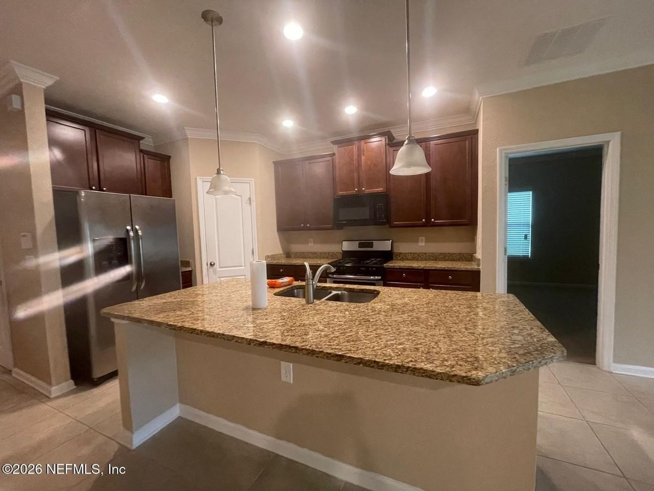 2618 Las Calinas Blvd - Photo 4 of 39