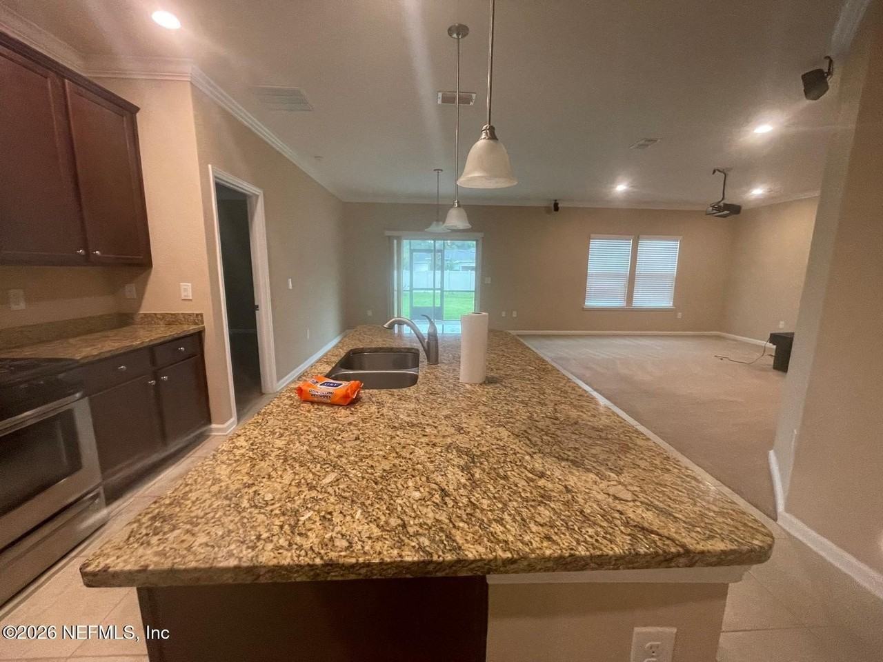 2618 Las Calinas Blvd - Photo 6 of 39