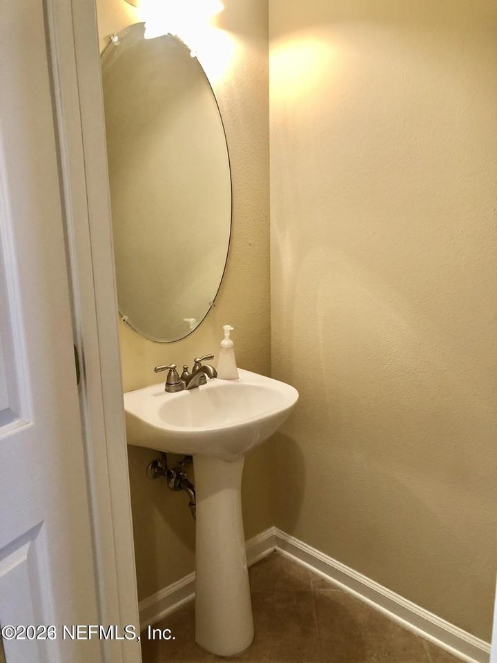 5749 Parkstone Crossing Dr - Photo 5 of 29