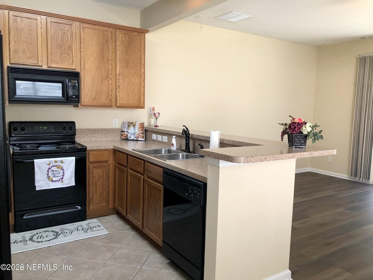 5749 Parkstone Crossing Dr - Photo 7 of 29