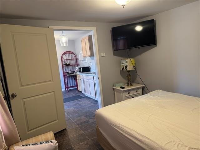 521 Victory Dr - Photo 6 of 7