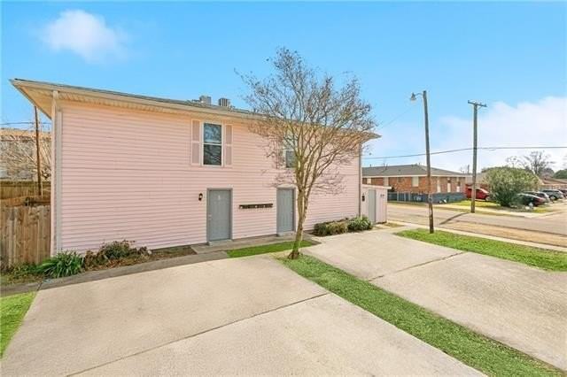241 Helen St #4D