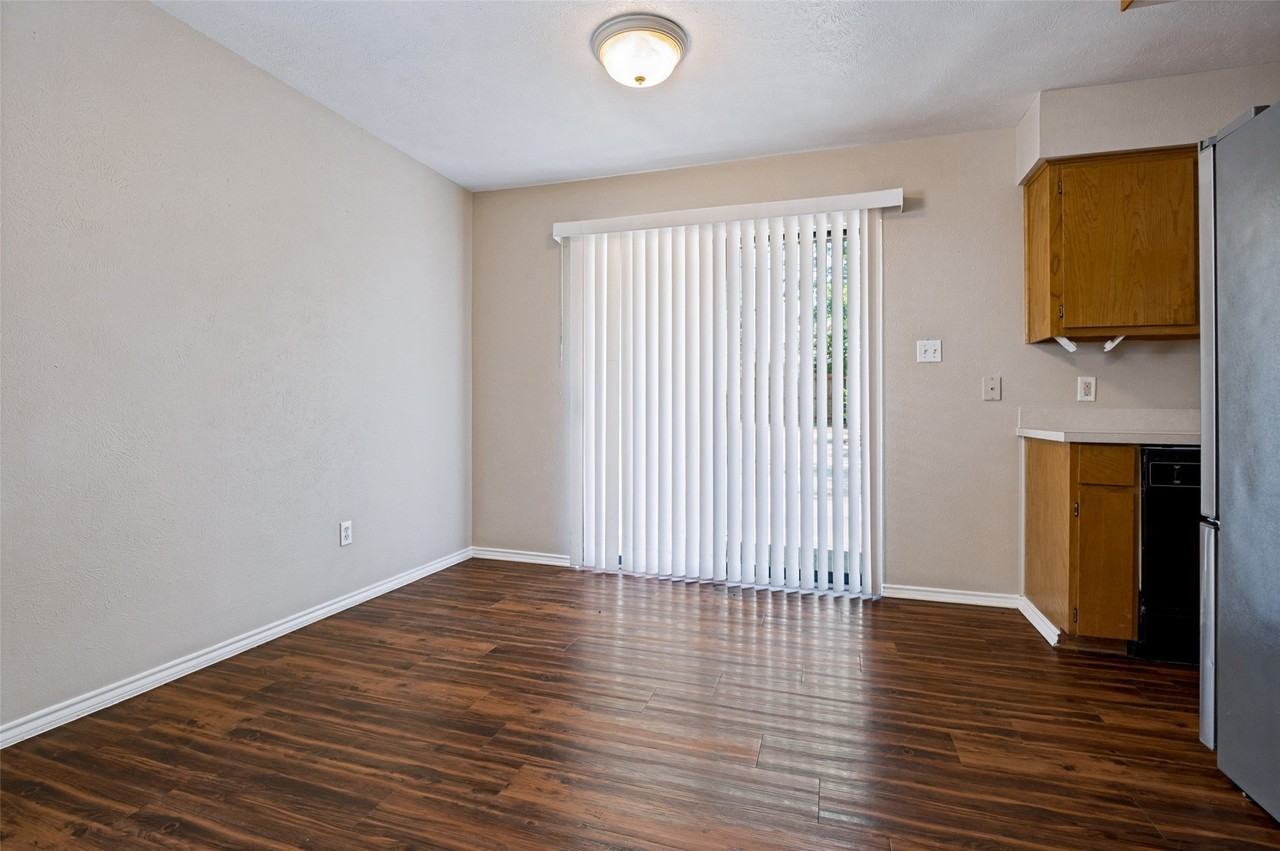 207 Hosack St #B - Photo 4 of 13