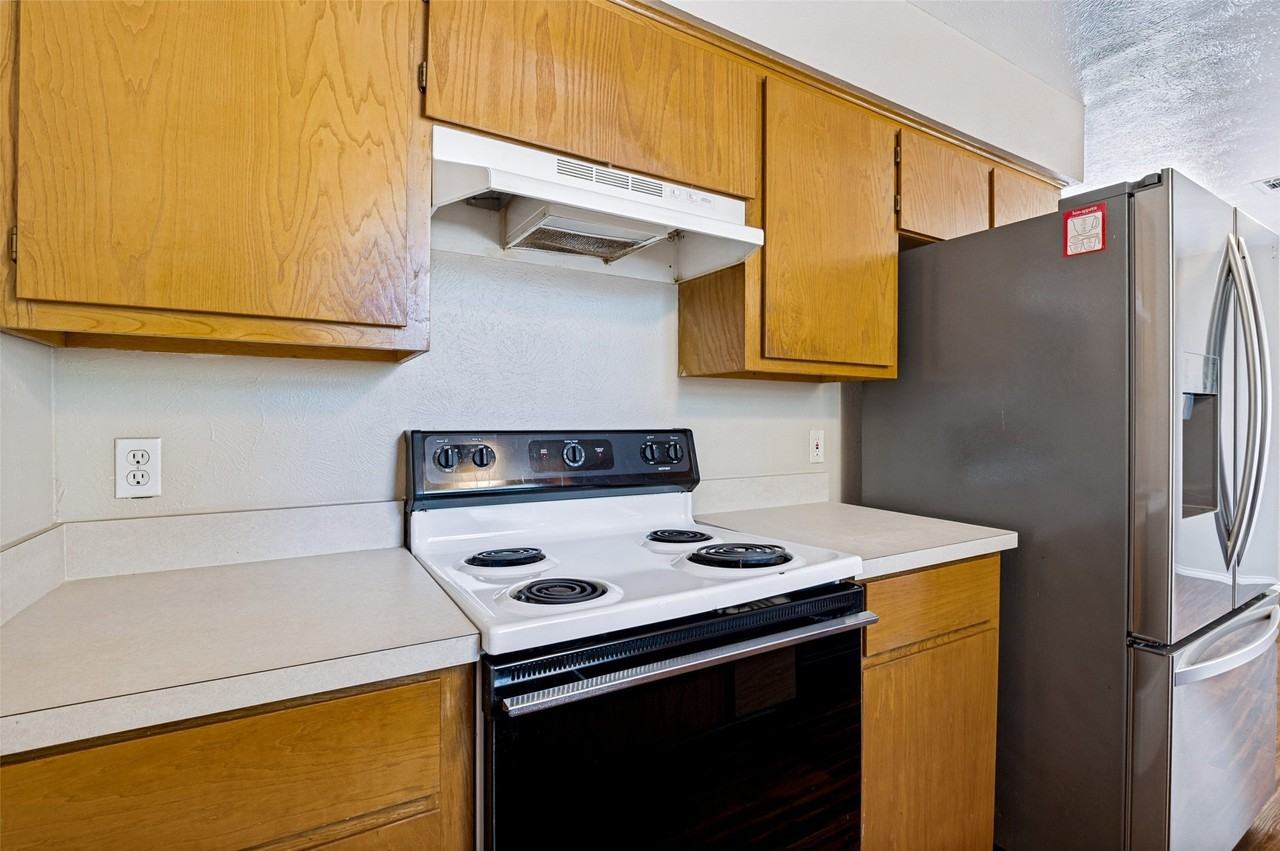 207 Hosack St #B - Photo 6 of 13