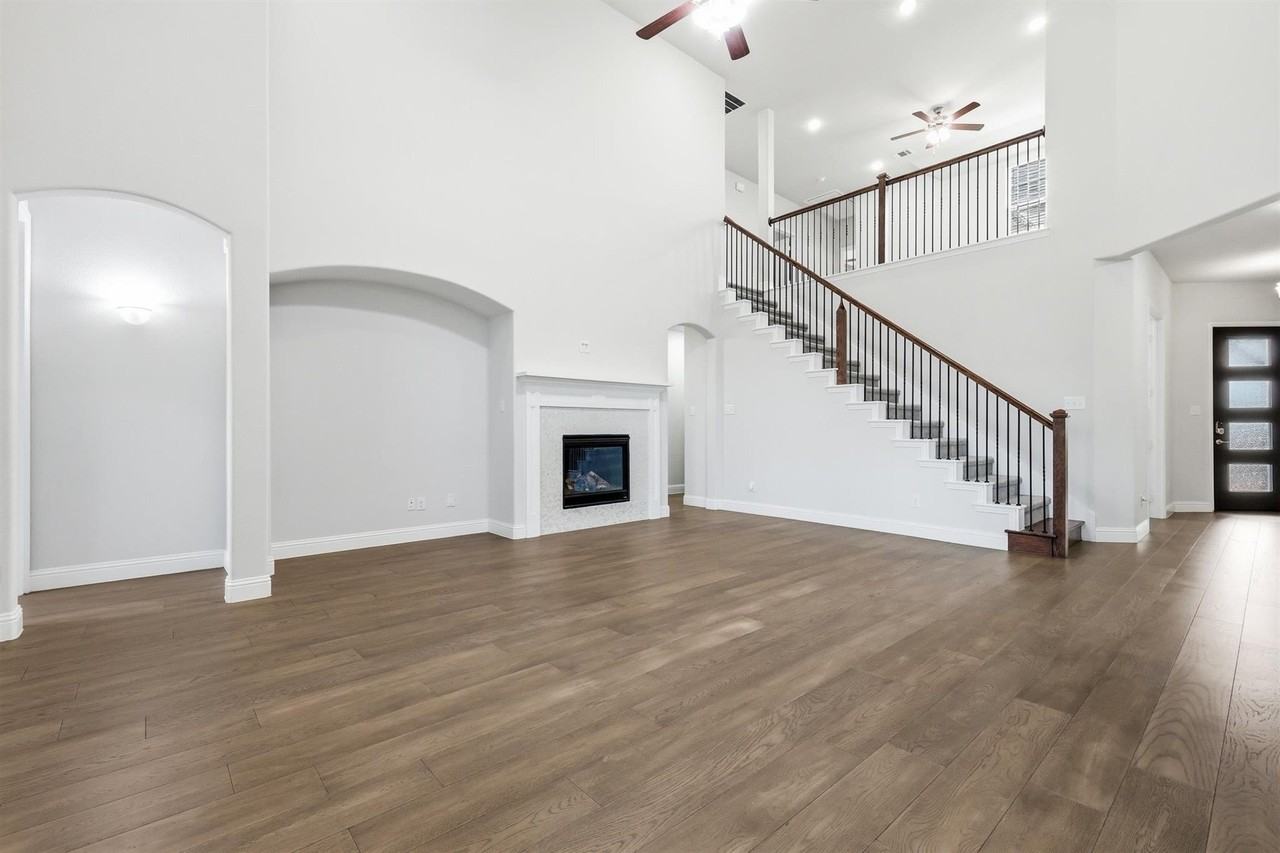16524 Sage Crest Dr - Photo 5 of 40