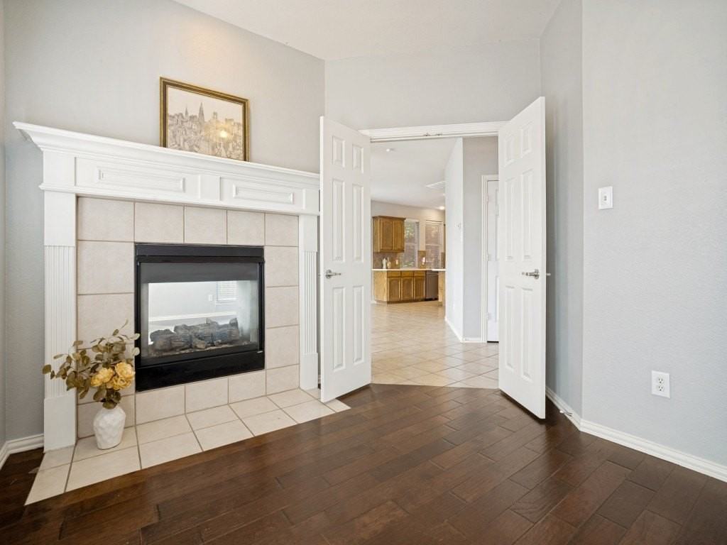 2737 Lynx Ln - Photo 7 of 25