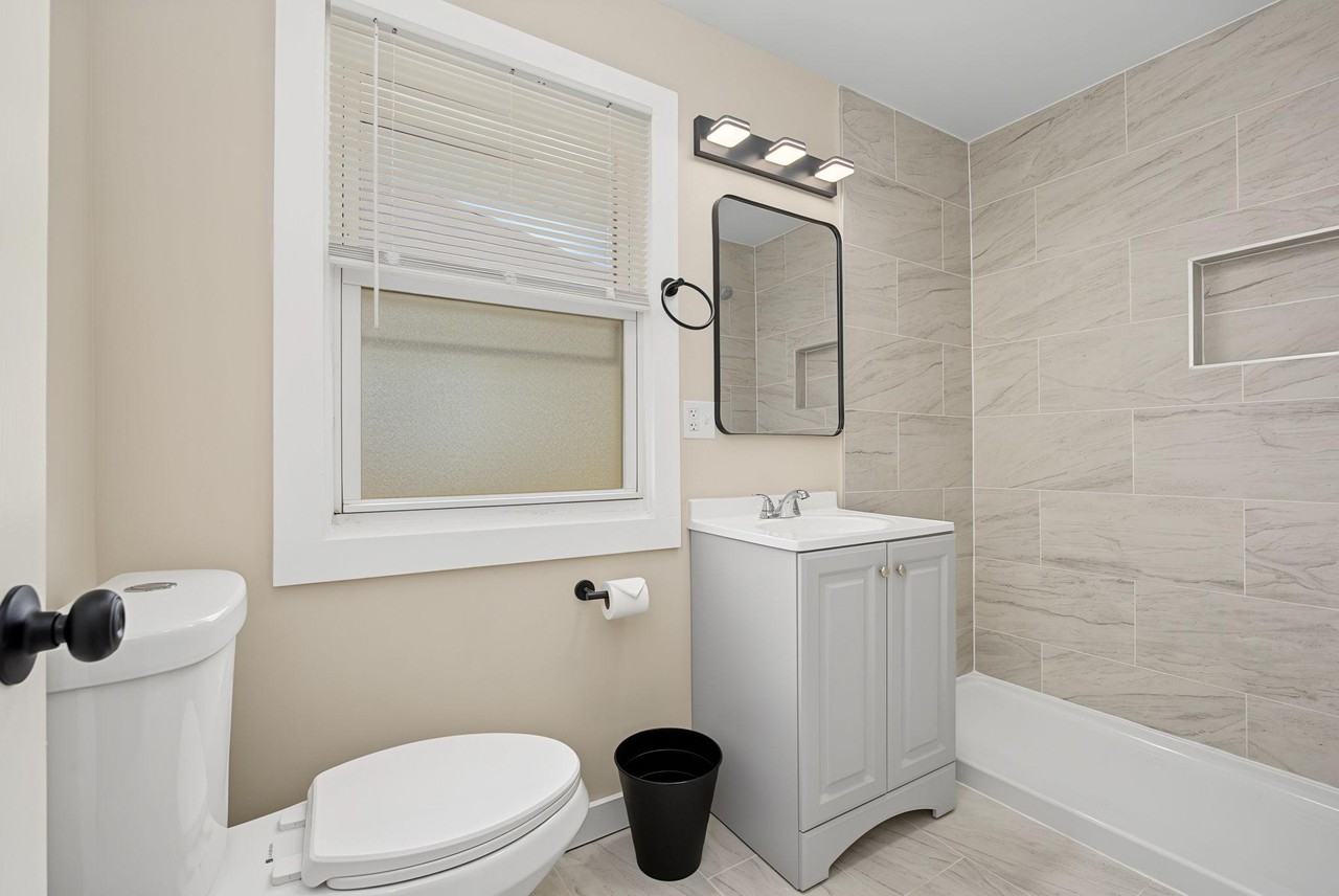 Hodapp Ave - Photo 5 of 17