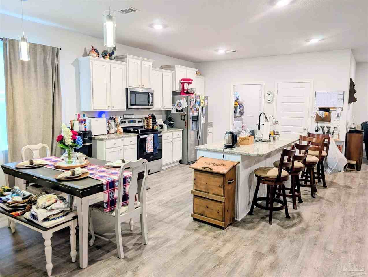 7867 White Ash Ct - Photo 3 of 19