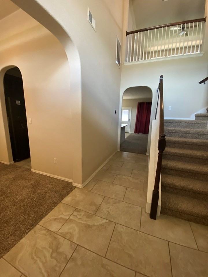 1103 Cerrillos Ave - Photo 2 of 18
