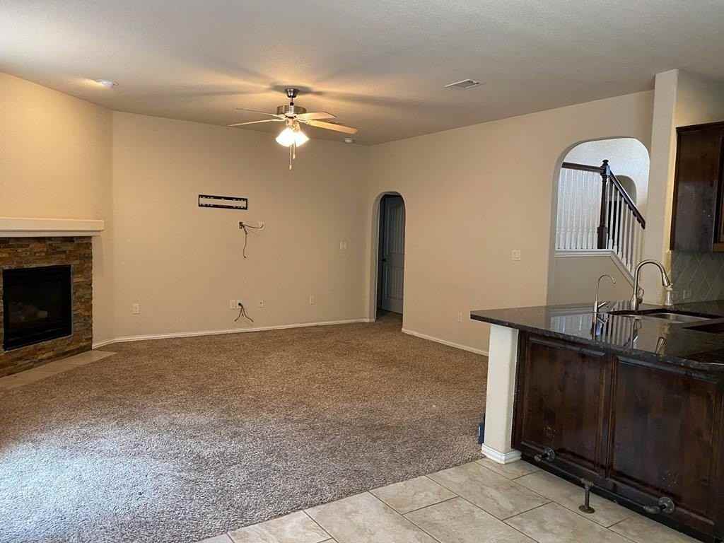 1103 Cerrillos Ave - Photo 6 of 18