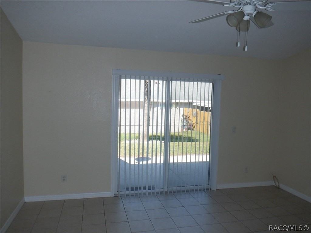 2004 Silverwood St - Photo 7 of 14