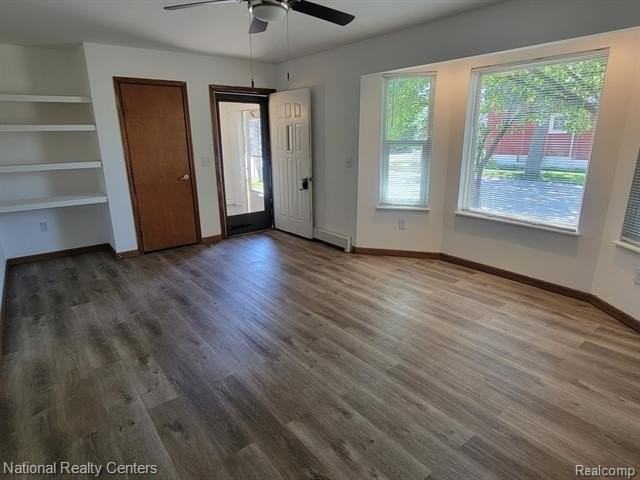 1630 9th St - Photo 3 of 17