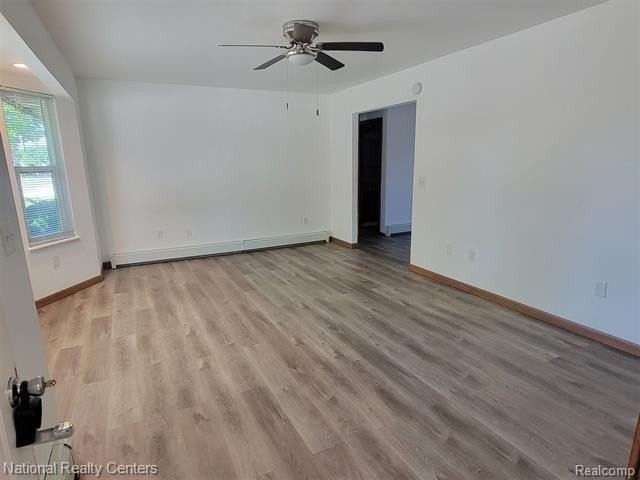 1630 9th St - Photo 4 of 17