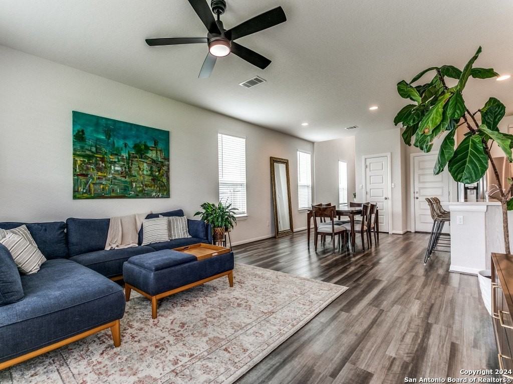 15066 Palm Desert Ct - Photo 7 of 25