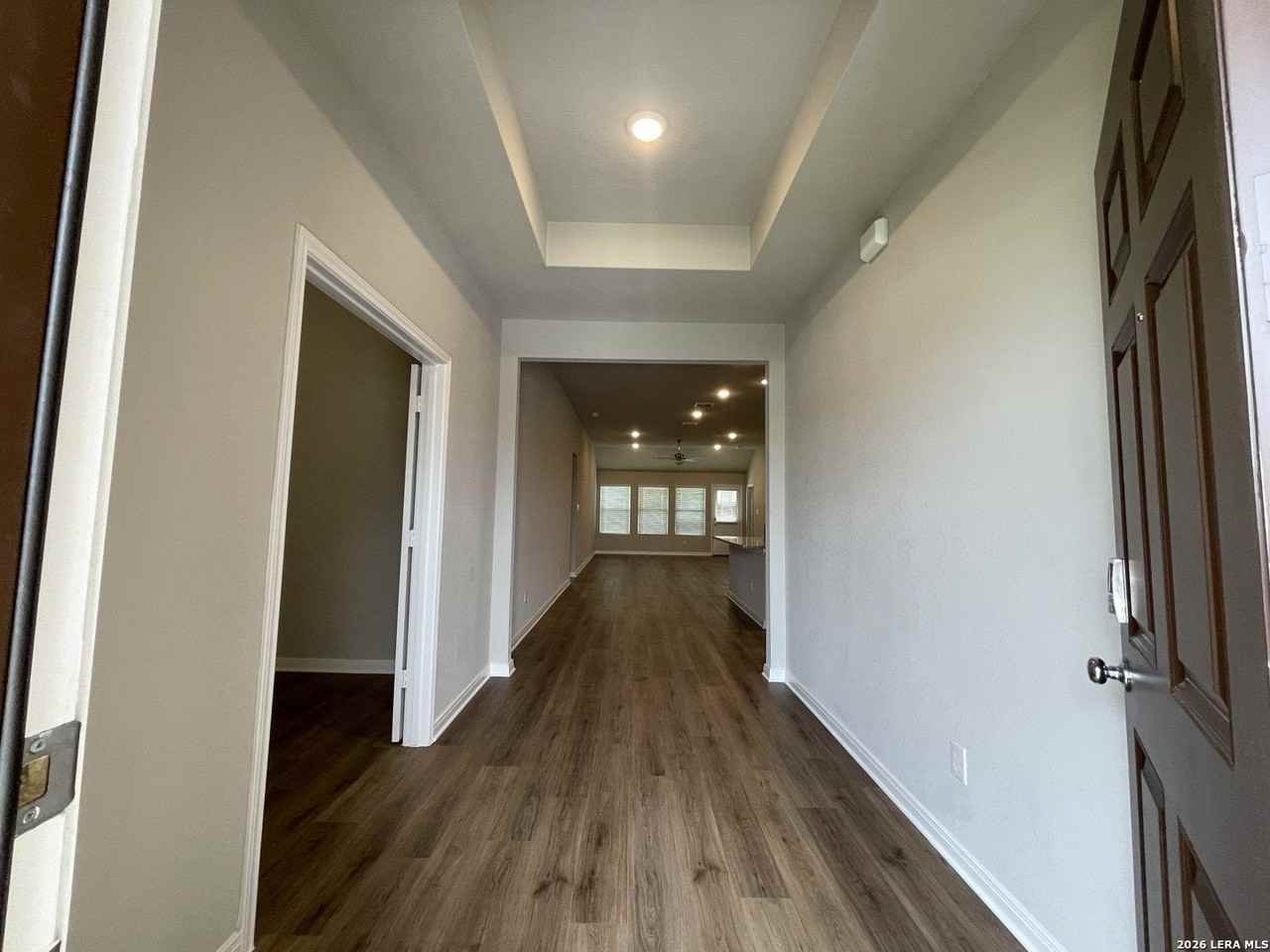 3023 Wembley Way - Photo 5 of 26