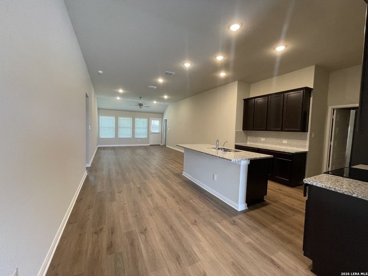 3023 Wembley Way - Photo 7 of 26