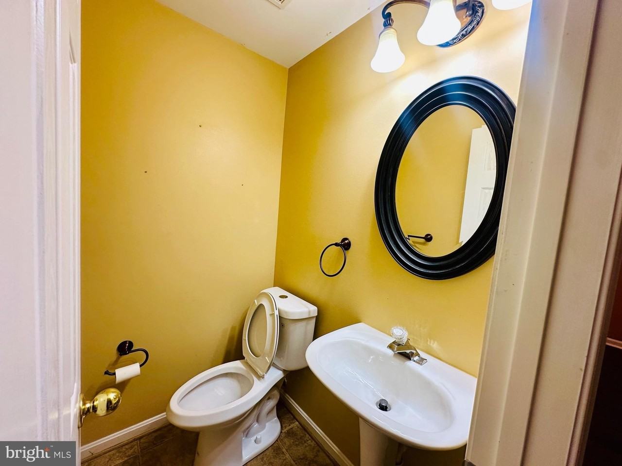 4719 Ashforth Way - Photo 6 of 29