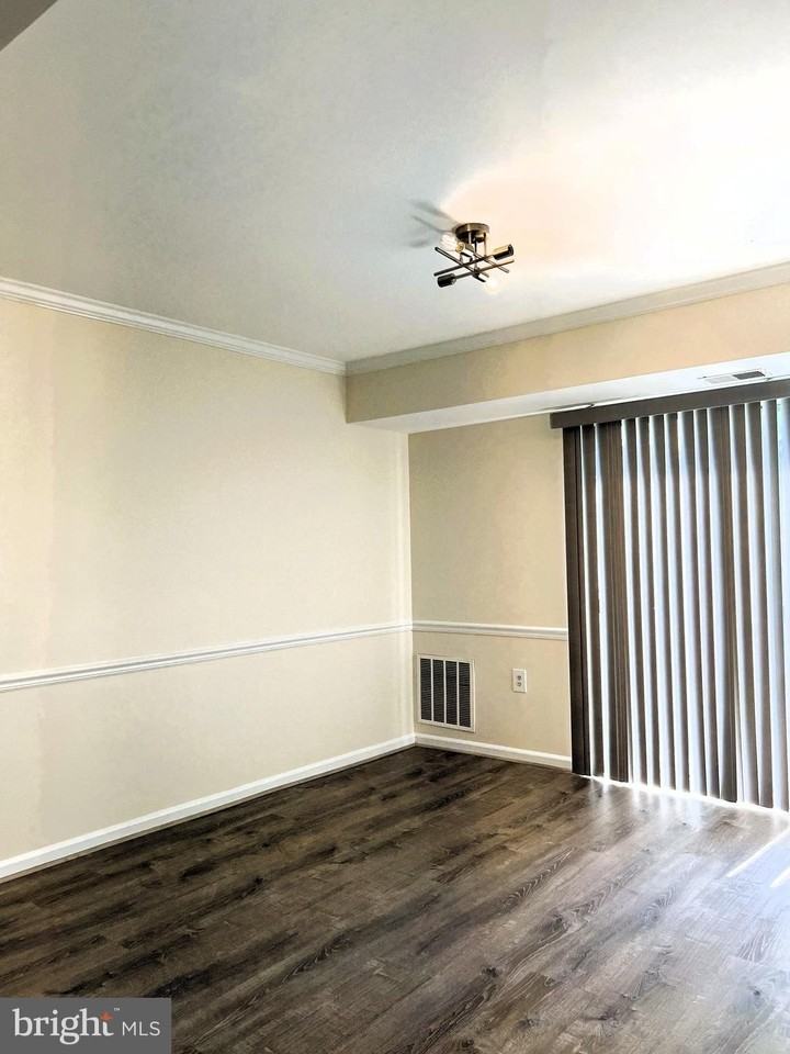 439 Terry Ct #B4 - Photo 6 of 19
