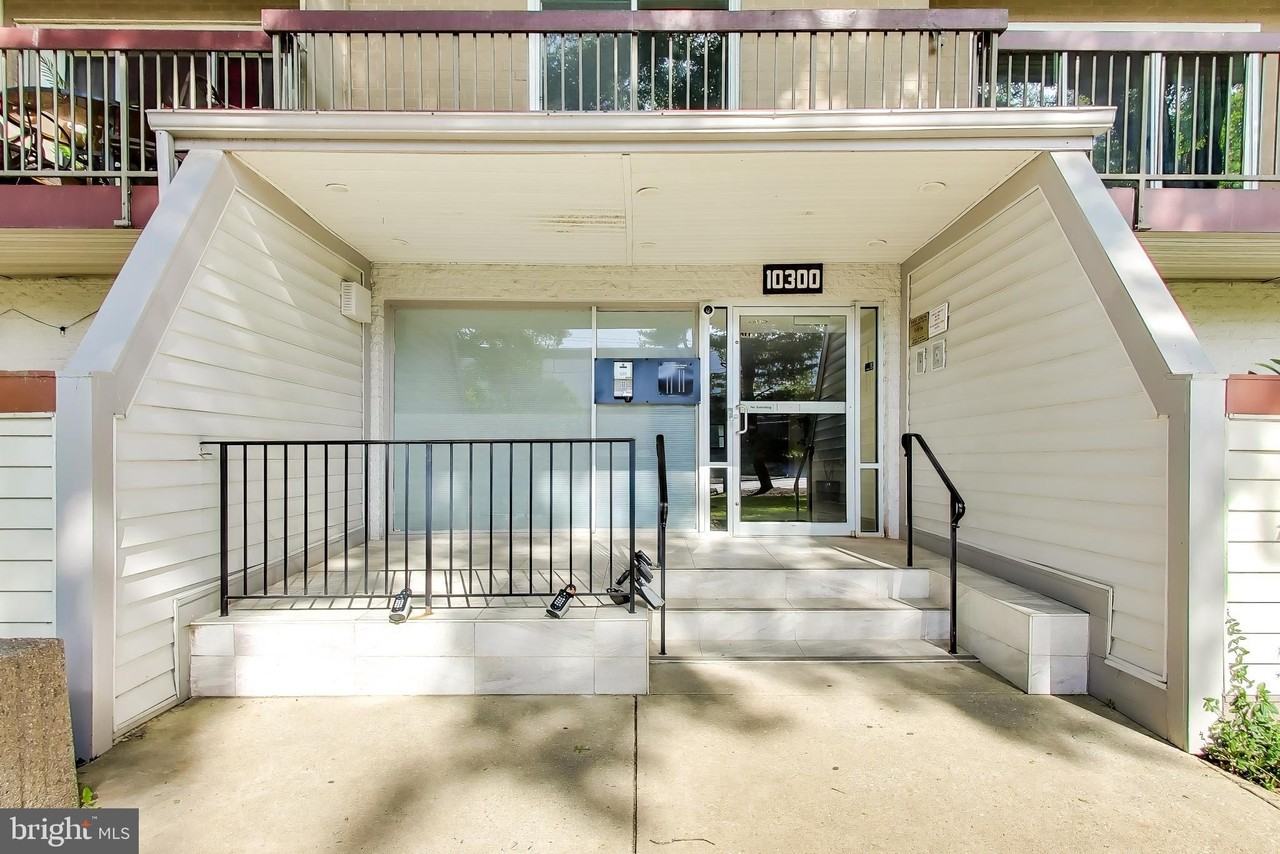 10300 Westlake Dr #S404 - Photo 2 of 26