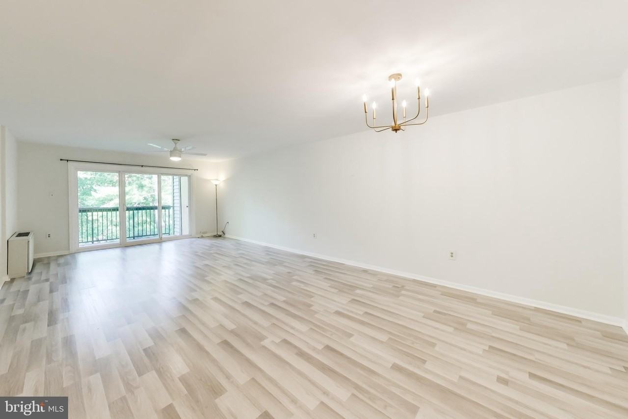 10300 Westlake Dr #S404 - Photo 4 of 26