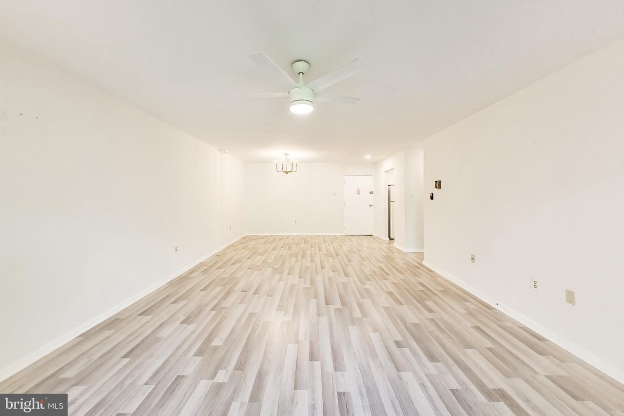 10300 Westlake Dr #S404 - Photo 6 of 26