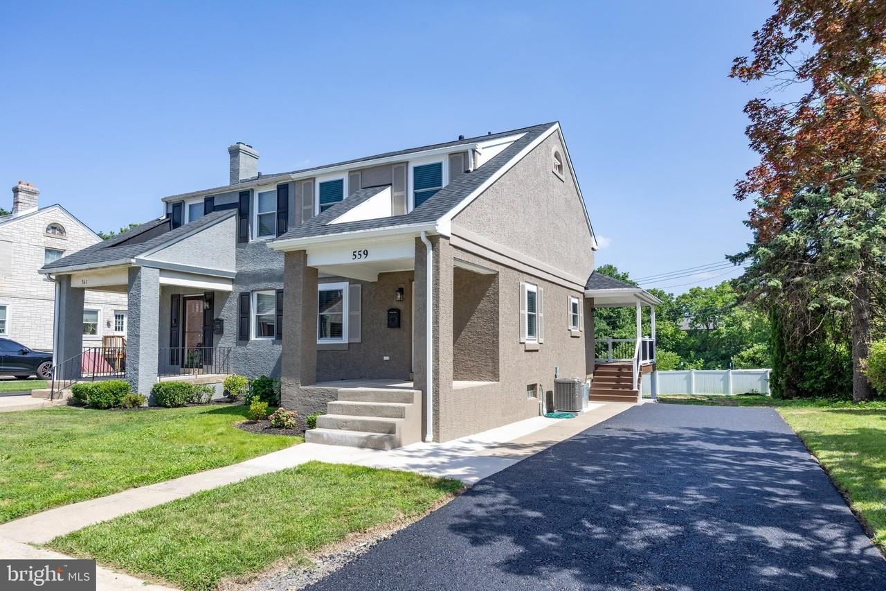 559 A St - Photo 2 of 31