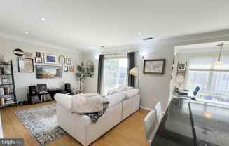 416 S Veitch St #307 - Photo 1 of 1