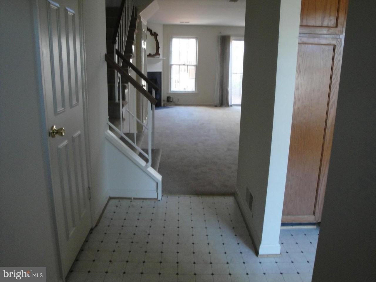 8029 Edinburgh Dr - Photo 7 of 24
