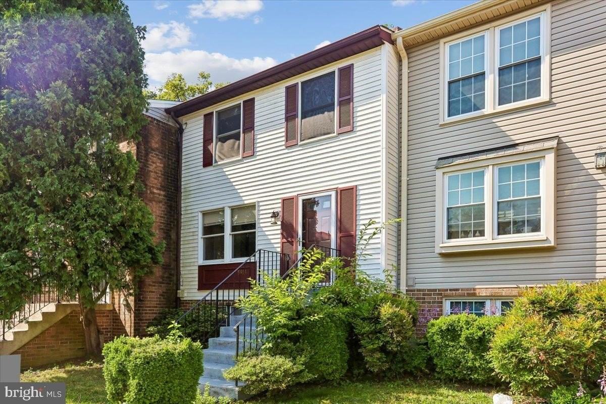 5913 Spruce Run Ct - Photo 6 of 50