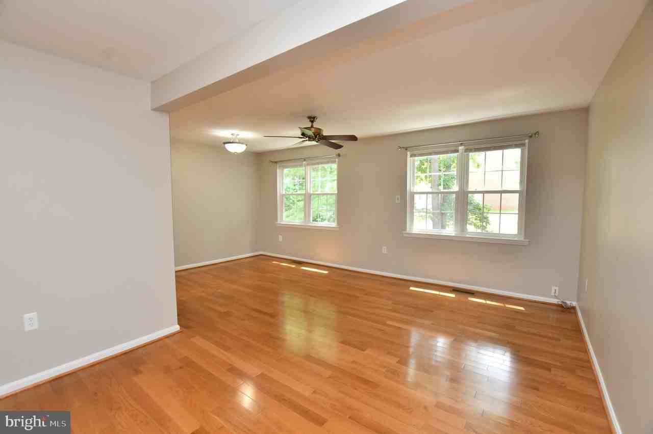 7733 Trevino Ln - Photo 2 of 21