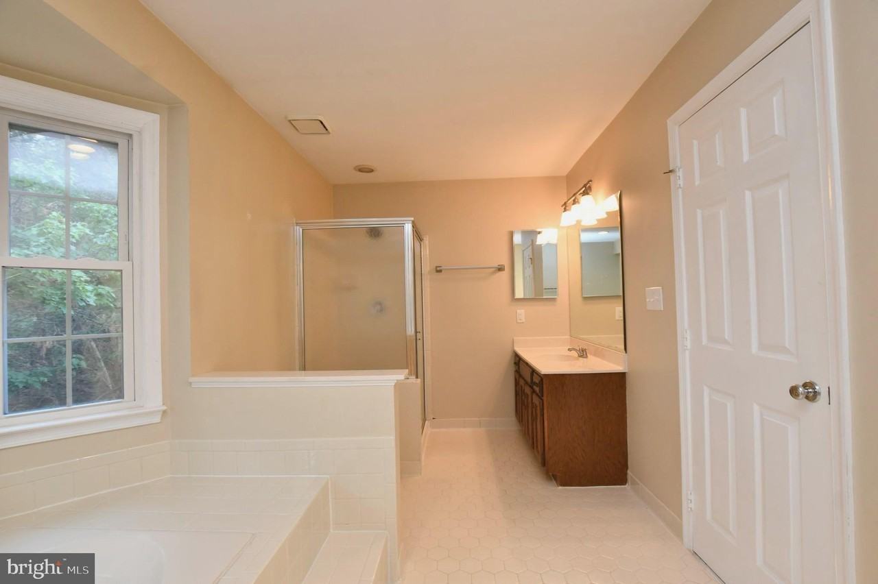 350 Copperfield Ln - Photo 6 of 17