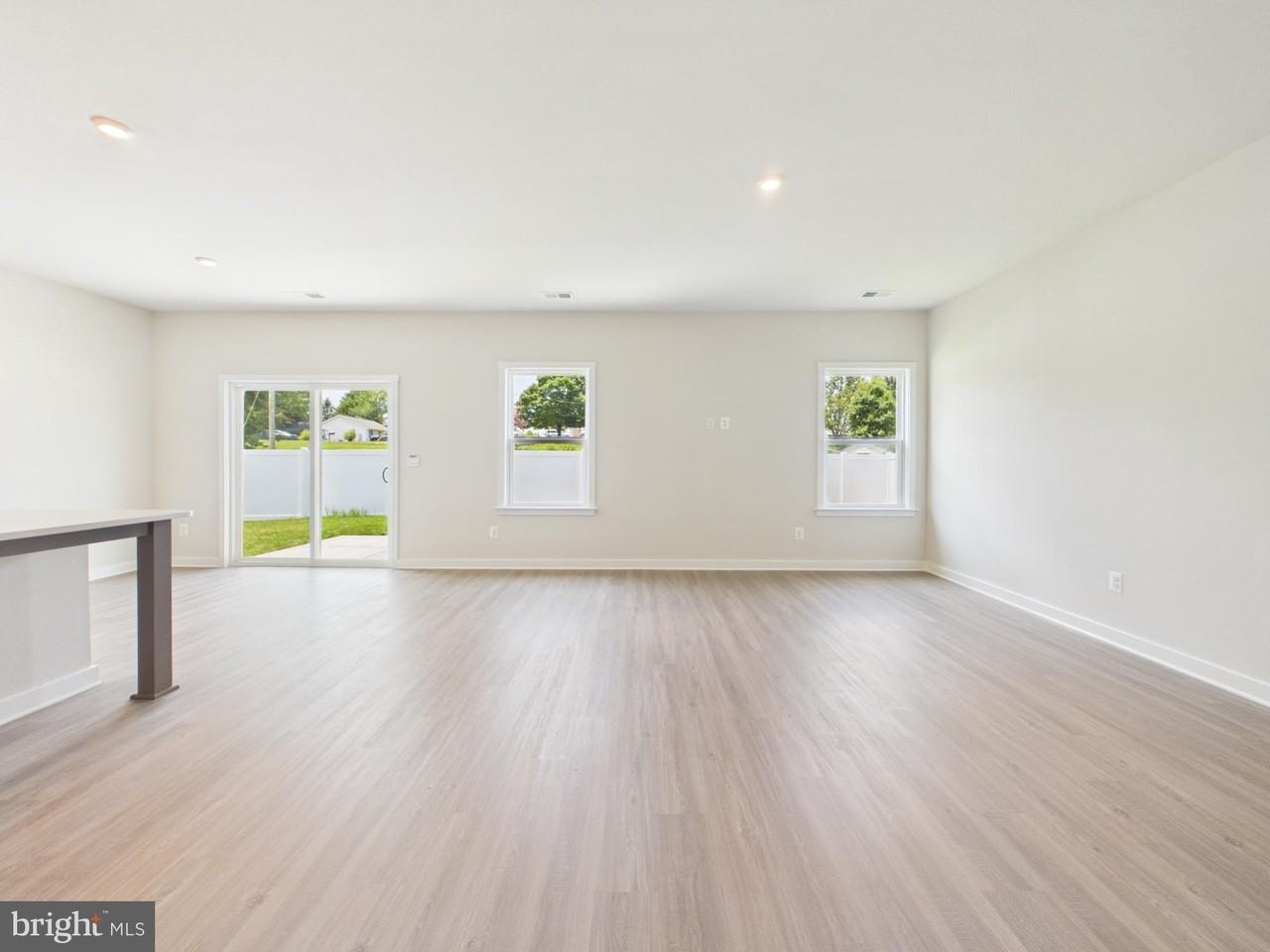 362 BAKER Drive - Photo 6 of 40
