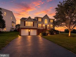 featured image of 19 Masters Dr