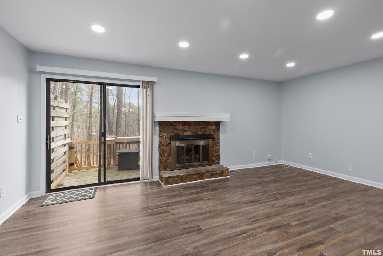 5702 3 Oaks Drive - Photo 7 of 30