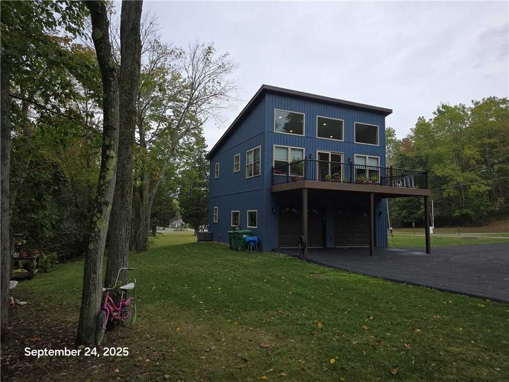 416 S Eberhart Rd - Photo 2 of 28