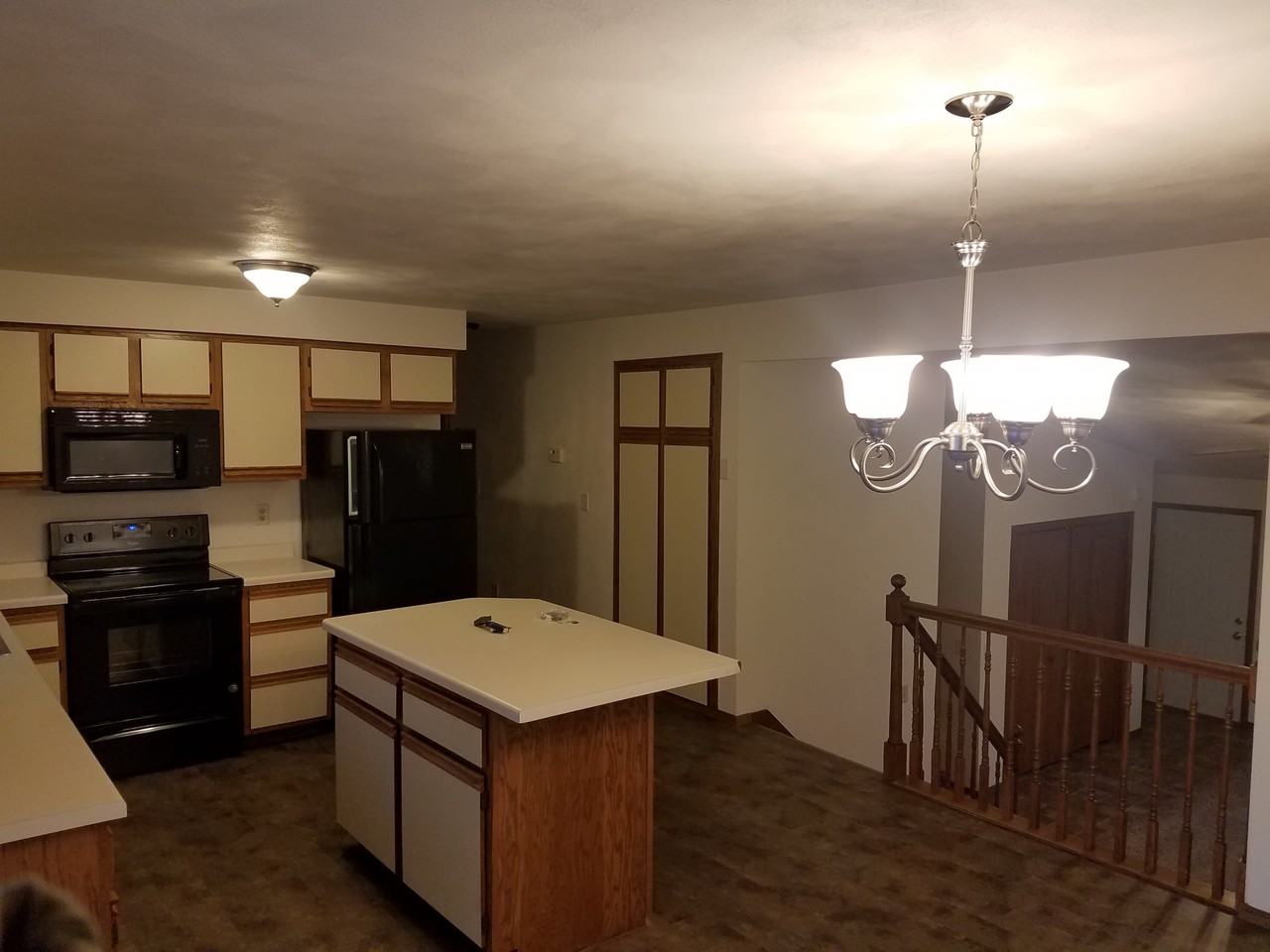 2220 N Skylark Dr #22 - Photo 4 of 10