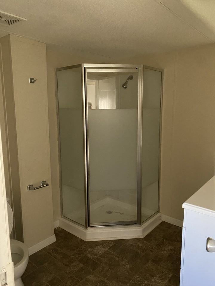 2634 Nw 25th Ave - Photo 7 of 10