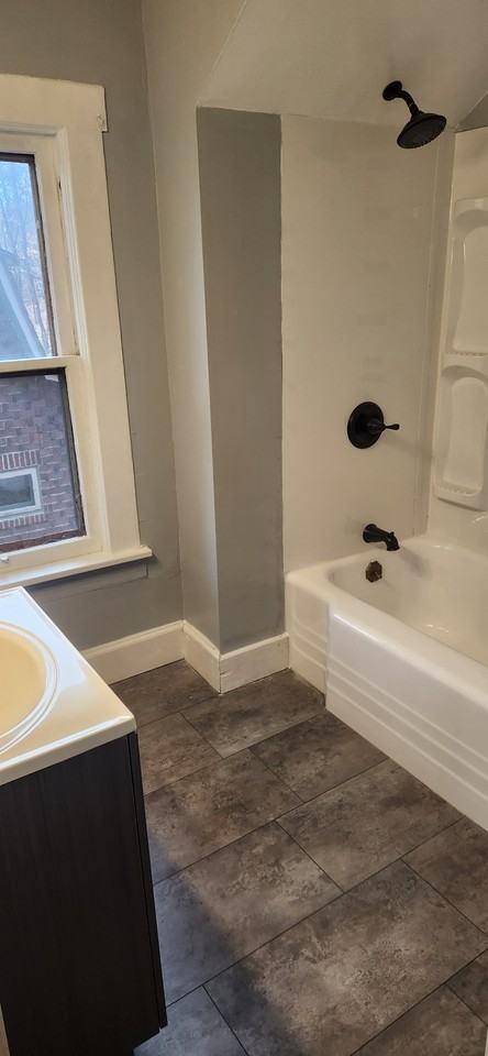 6539 Crystal St - Photo 3 of 23